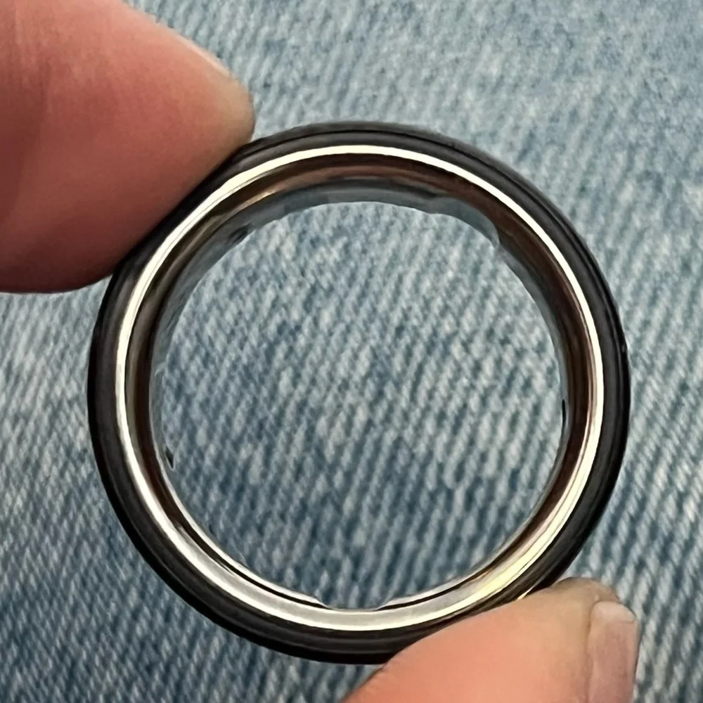 Oura Ring Gen 4 size 9 Black